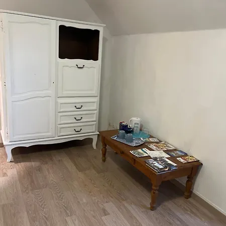 Bed & Breakfast Les Prunus -creans 2 Personnes *